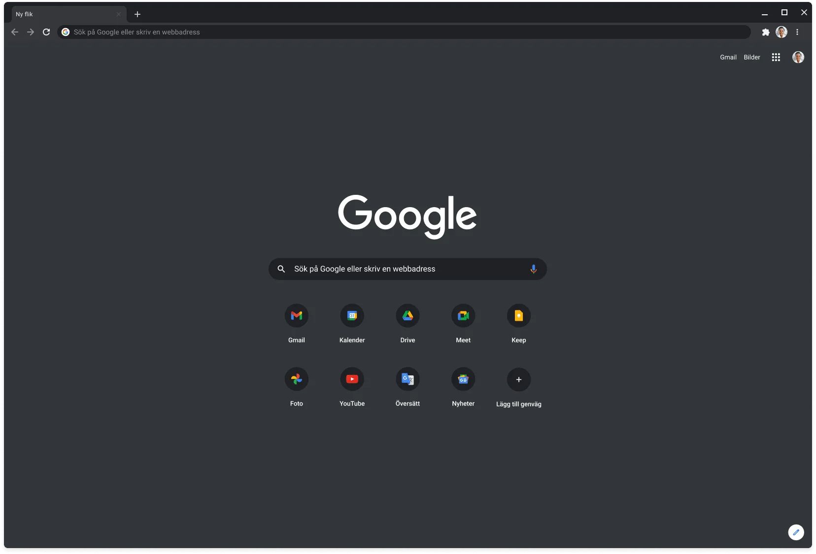 Ett webbläsarfönster i Chrome i mörkt läge som visar Google.com.